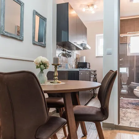 Marant - Free Private Parking * Ζαντάρ