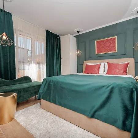 Marant - Free Private Parking Ζαντάρ